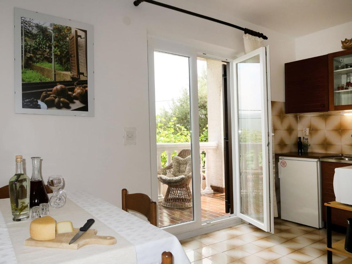 Apartment Meri - Krk211 By Interhome Корнич Экстерьер фото